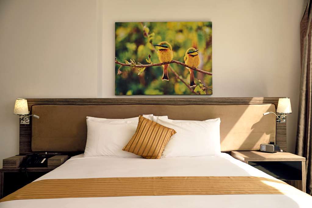 Golden Tulip Dar Es Salaam City Center Hotel Ruang foto